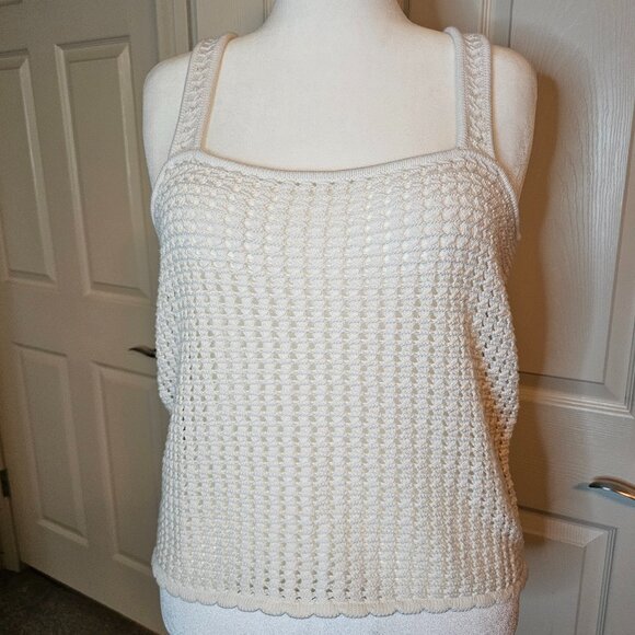 GAP Crochet Tank Top - Picture 1 of 5
